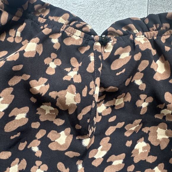 THML Black & Tan Print Cold Shoulder Ruffle Sleeve Top Large - Picture 6 of 6